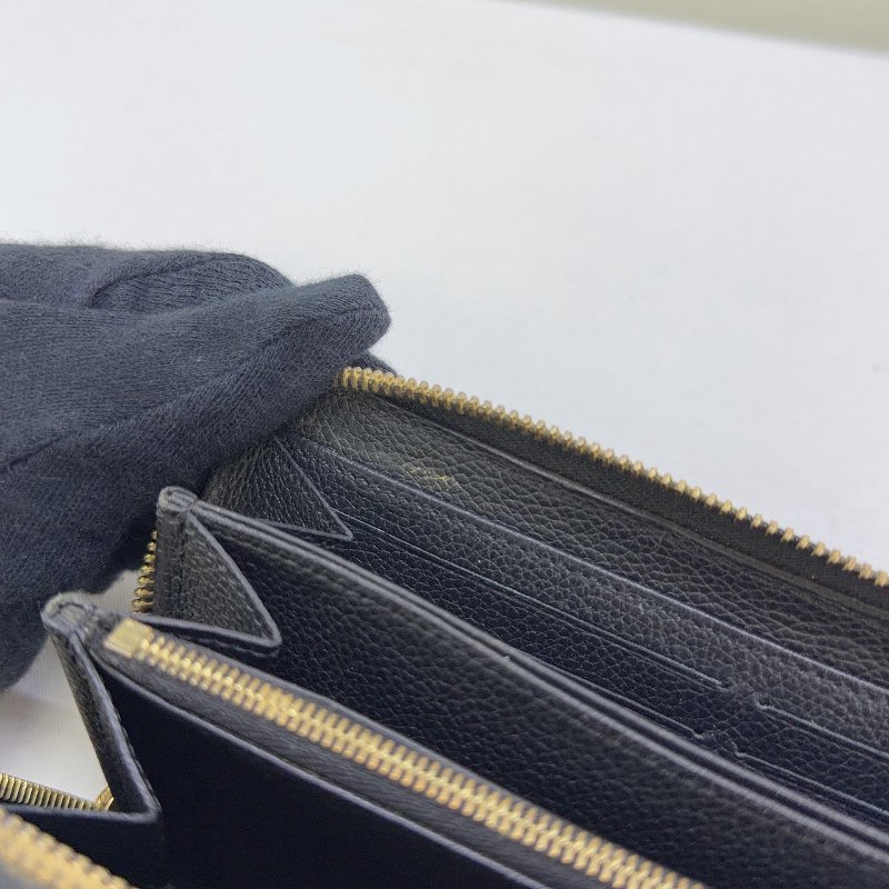 LV Zippy壓紋拉鍊長夾-6