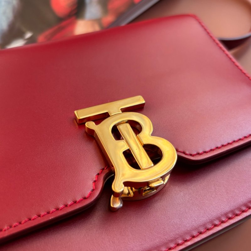 ::BURBERRY:: 楓葉紅色小型皮革 TB 斜背小包 小方包-10