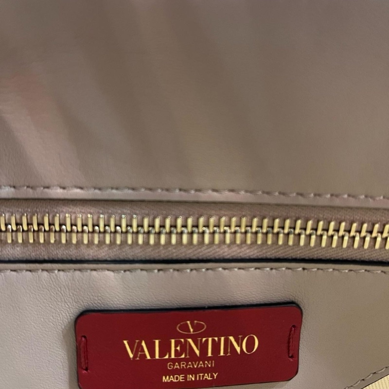 Valentino candystud bag-2