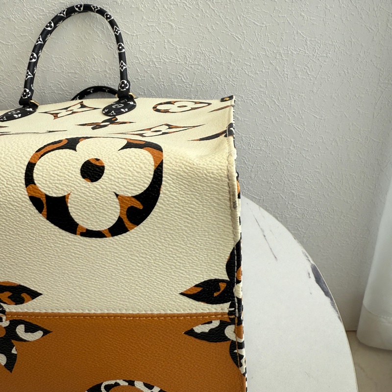 lv on the go GM 限量款 雙色豹紋-5