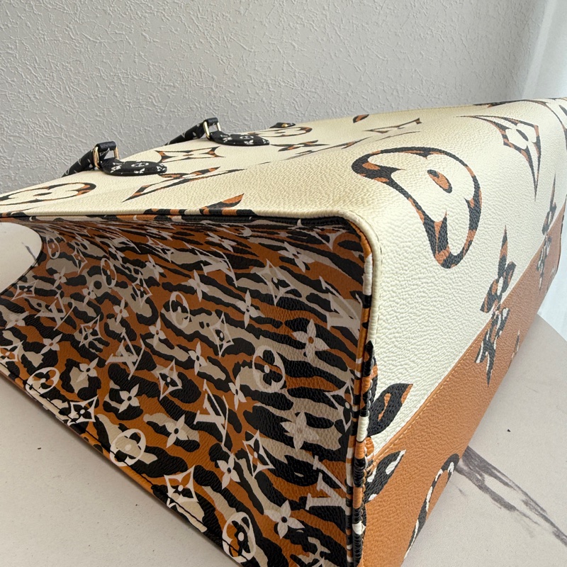 lv on the go GM 限量款 雙色豹紋-7