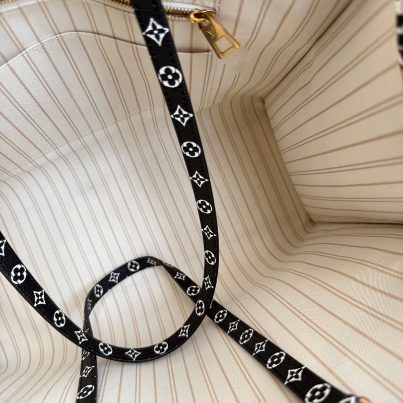 lv on the go GM 限量款 雙色豹紋-11