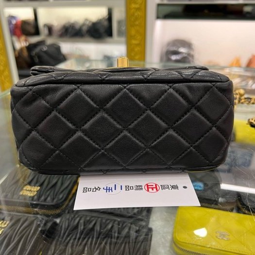 東區正精品㊣CHANEL MINI COCO 17CM AS1786 香奈兒黑色羊皮金球調節釦金鍊菱格紋方胖斜背包 RZ5728-6