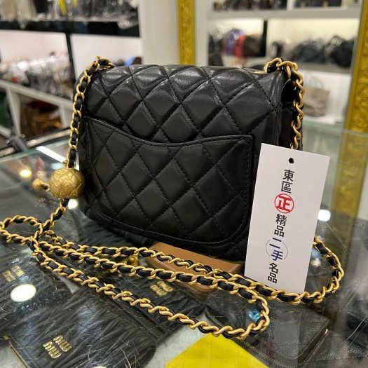 東區正精品㊣CHANEL MINI COCO 17CM AS1786 香奈兒黑色羊皮金球調節釦金鍊菱格紋方胖斜背包 RZ5728-8