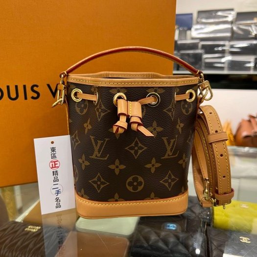 東區正精品㊣ LV M81266 NANO NOE 迷你字紋束口水桶包手提斜背兩用包 RZ5944-0