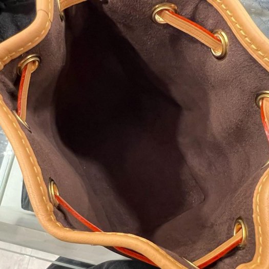 東區正精品㊣ LV M81266 NANO NOE 迷你字紋束口水桶包手提斜背兩用包 RZ5944-3