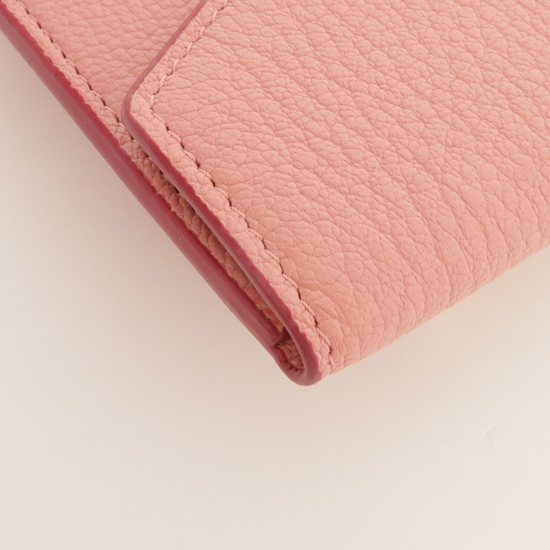 Miu Miu 牛皮皮革Pouch金扣手拿包-8