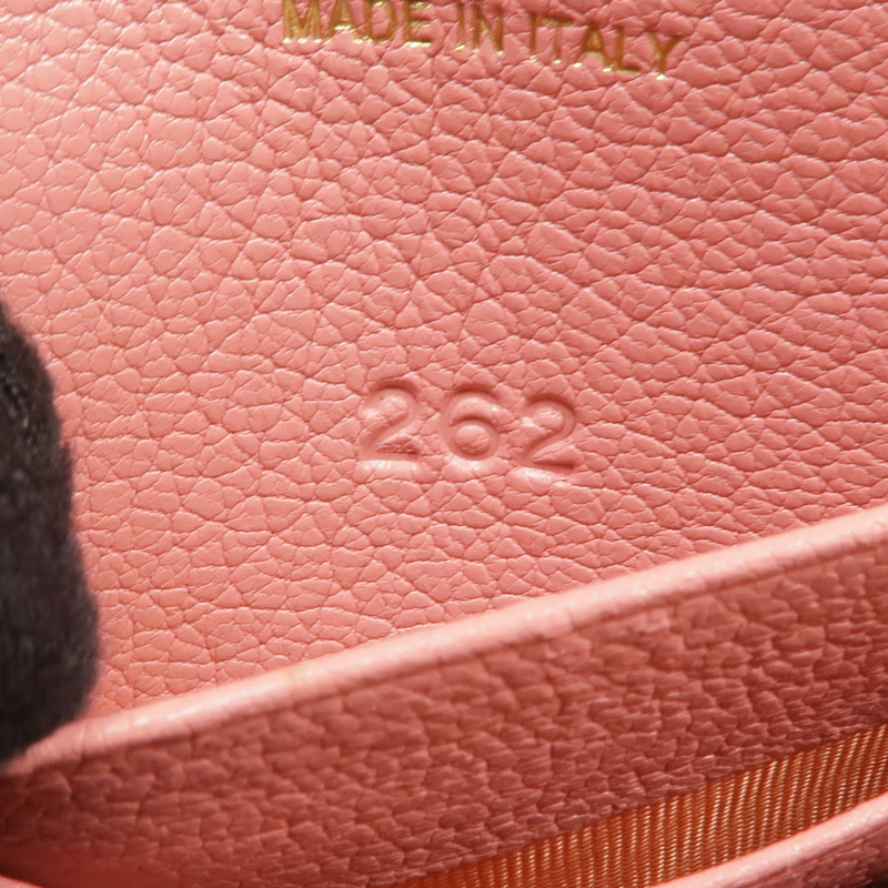 Miu Miu 牛皮皮革Pouch金扣手拿包-17