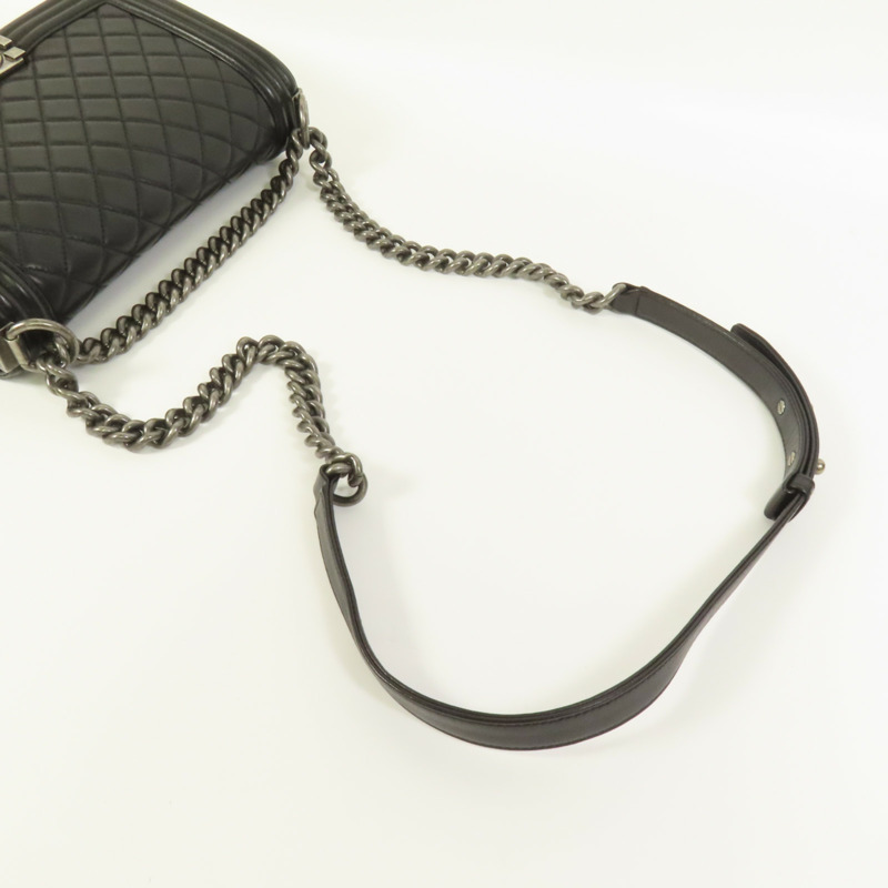 CHANEL 牛皮皮革Boy 25鏈帶肩背袋-4