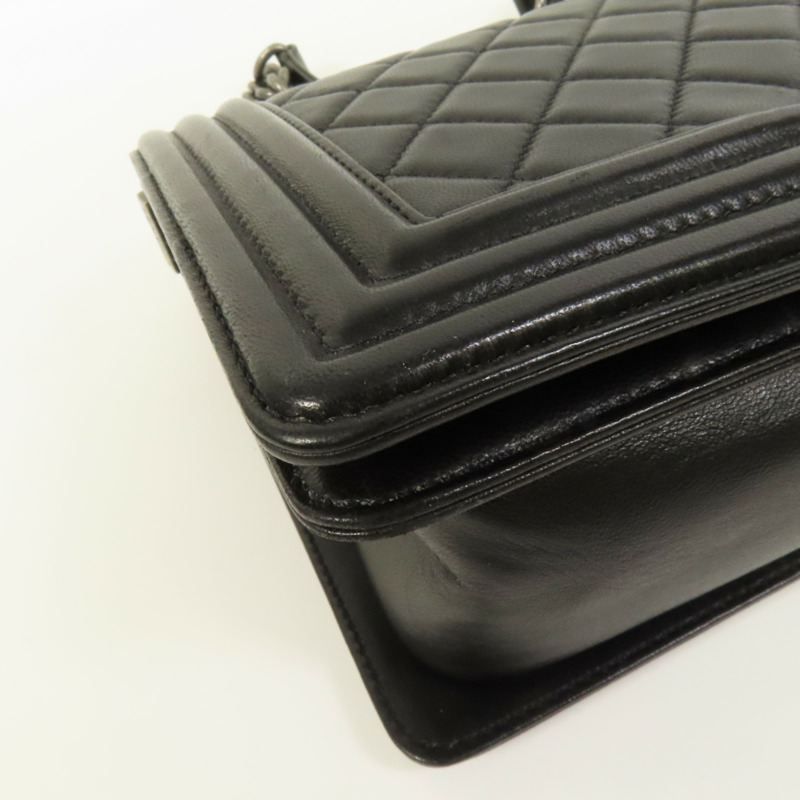 CHANEL 牛皮皮革Boy 25鏈帶肩背袋-12