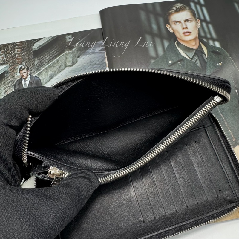 LOUIS VUITTON LV Taurillon小牛皮黑色拉鍊長夾-8