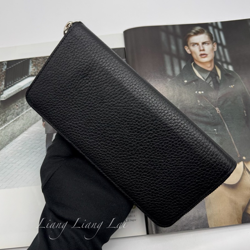 LOUIS VUITTON LV Taurillon小牛皮黑色拉鍊長夾-18