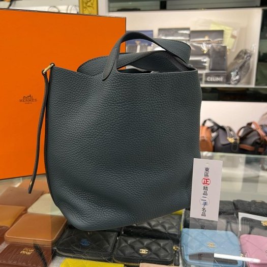 東區正精品㊣ HERMES PICOTIN 22 全新愛馬仕松柏綠色金釦水桶袋包鎖頭包手提包菜籃子 U刻 RZ5689-0