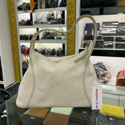 東區正精品㊣TODS 白色小牛皮HOBO拉鍊肩背包 RZ5693