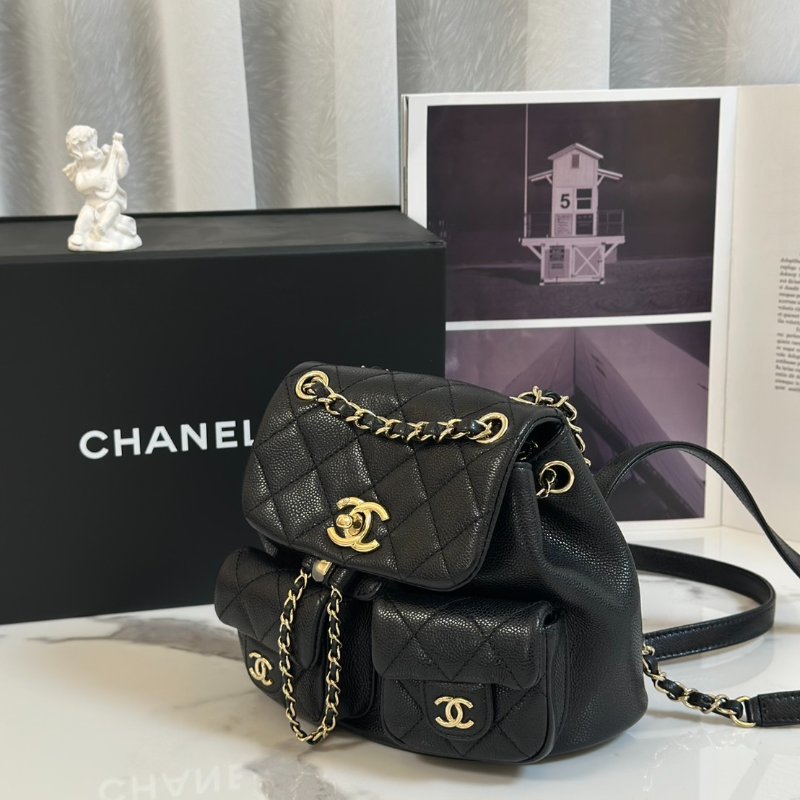 CHANEL Duma青蛙後背包 - 小號黑金-3