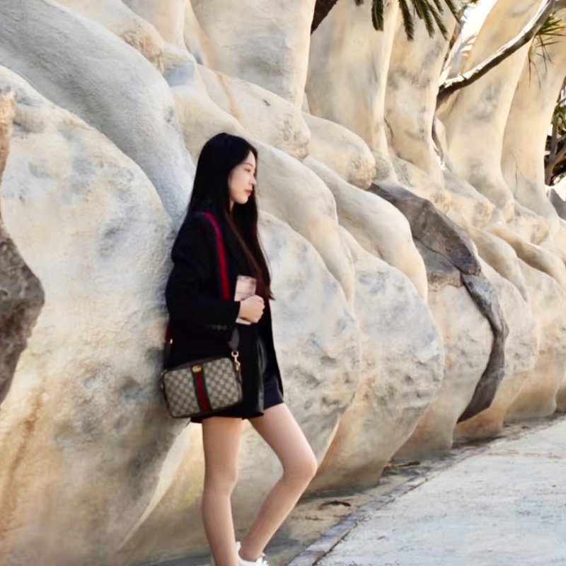 GUCCI Ophidia紅綠織帶老花相機包-1