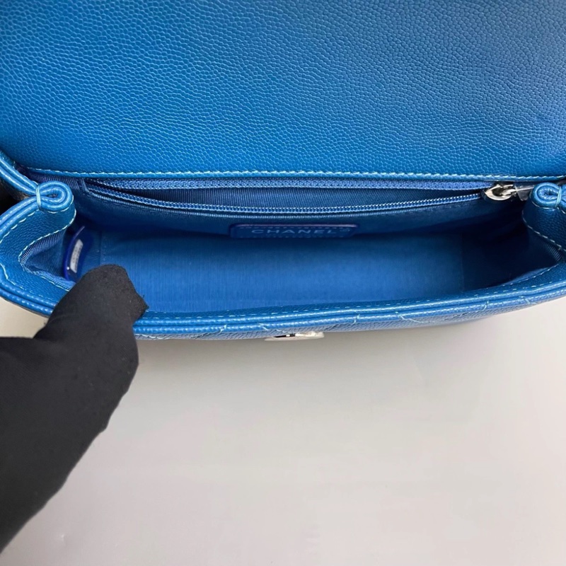 Chanel香奈兒CF藍色牛皮荔枝紋亞克力鏈條包-2