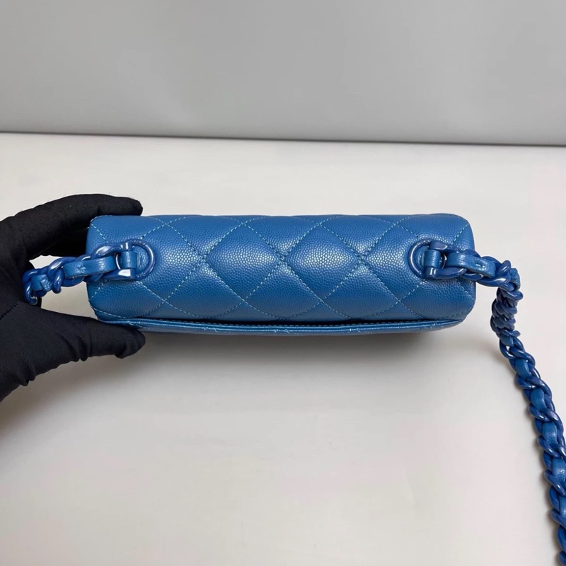 Chanel香奈兒CF藍色牛皮荔枝紋亞克力鏈條包-3