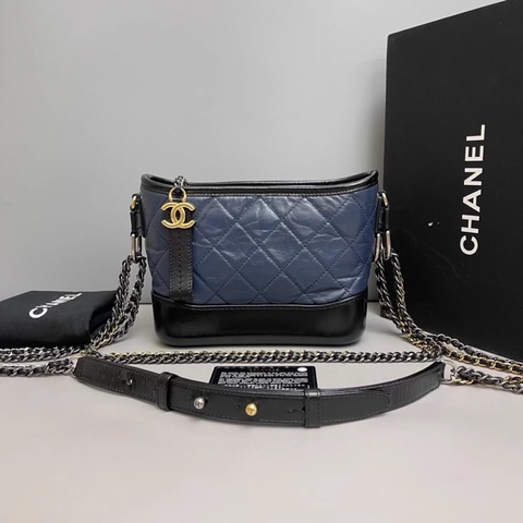 Chanel香奈兒 藍黑拼色全皮小號流浪包
