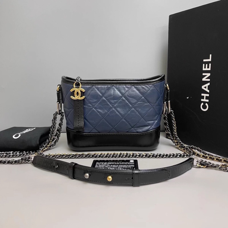 Chanel香奈兒 藍黑拼色全皮小號流浪包-0