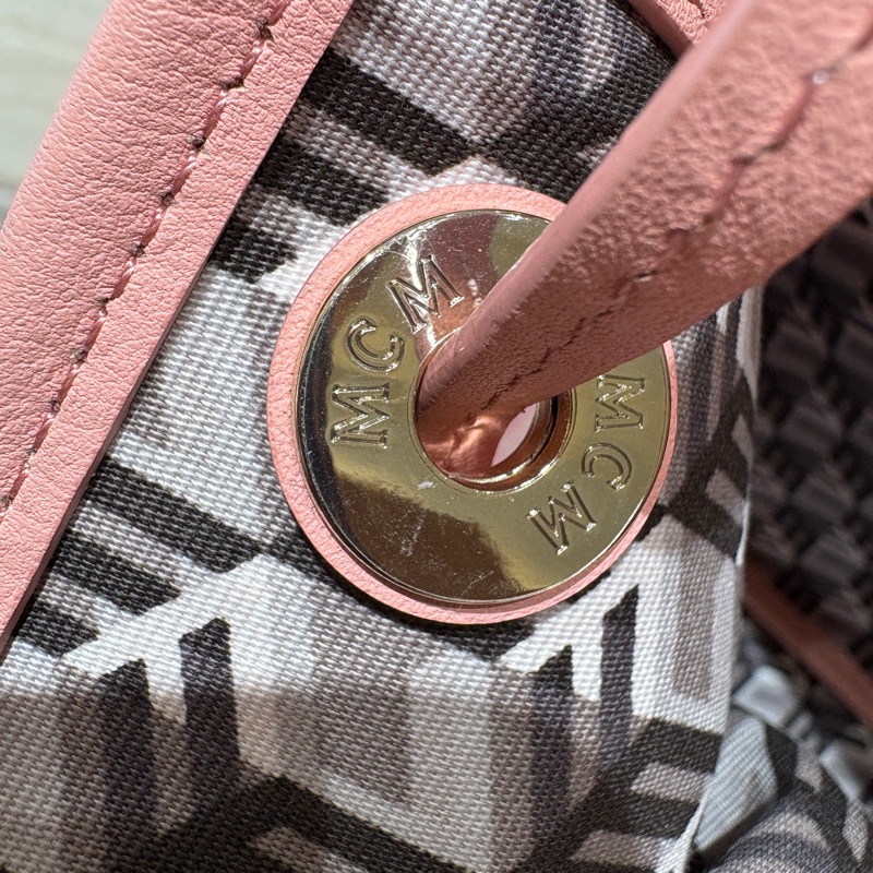 【百搭托特、雙面設計】MCM Reversible Liz Shopper|粉色 Visetos 圖騰帆布包|附內袋|肩背大容量購物袋-4