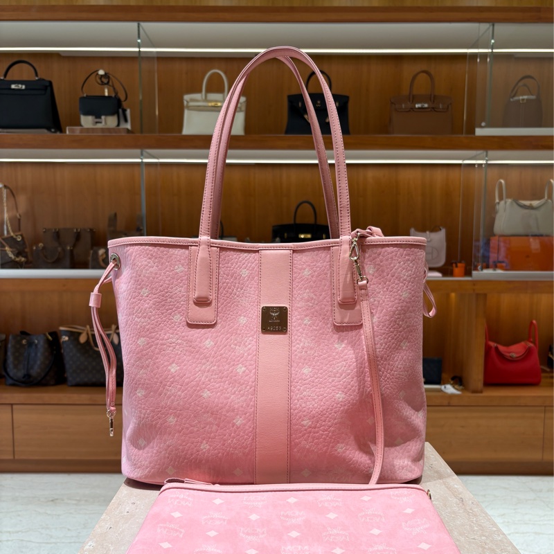 【百搭托特、雙面設計】MCM Reversible Liz Shopper|粉色 Visetos 圖騰帆布包|附內袋|肩背大容量購物袋-5
