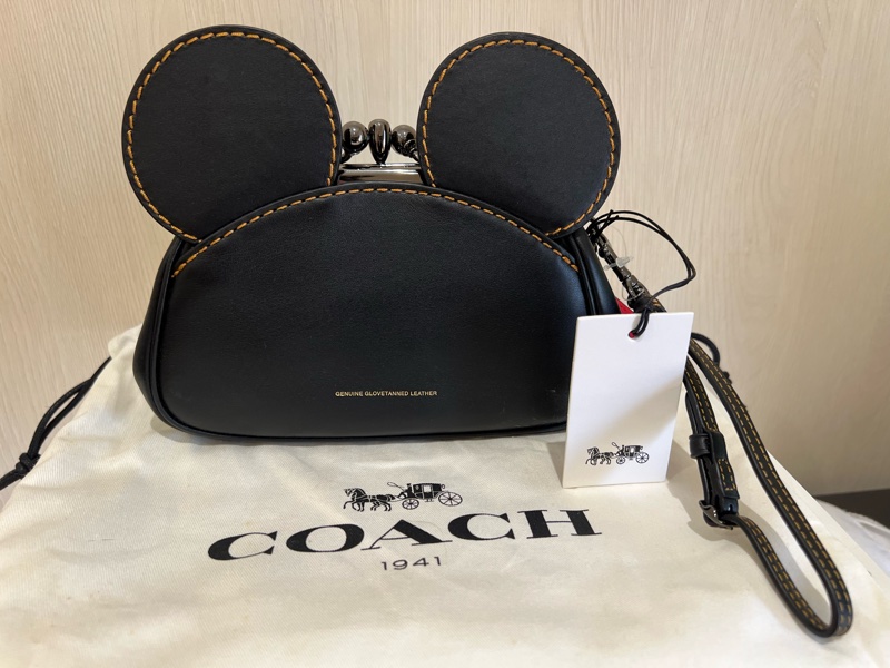 Coach*Disney 聯名黑色米奇手拿包（全新收藏品）-0