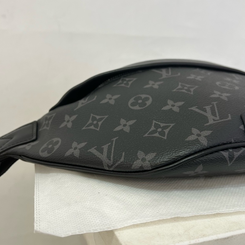 LV DISCOVERY PM 黑灰宇花帆布腰包-5