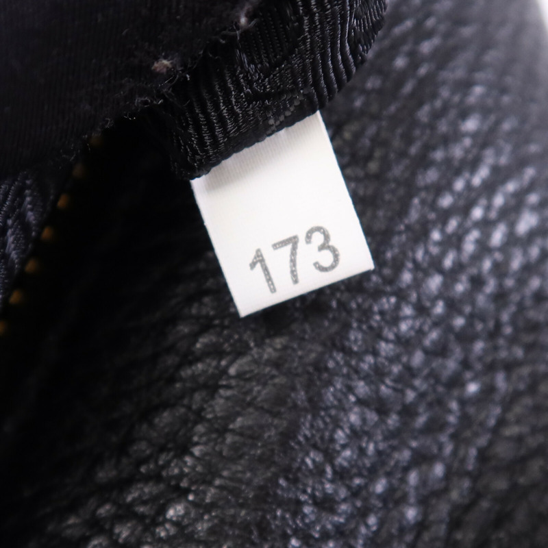 PRADA 牛皮皮革Shoulder Bag金扣肩背袋-14