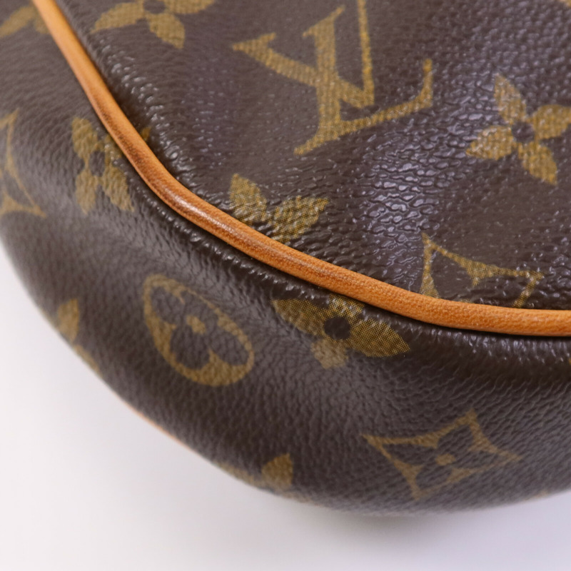LOUIS VUITTON Monogram Odeon PM金扣肩背袋-11