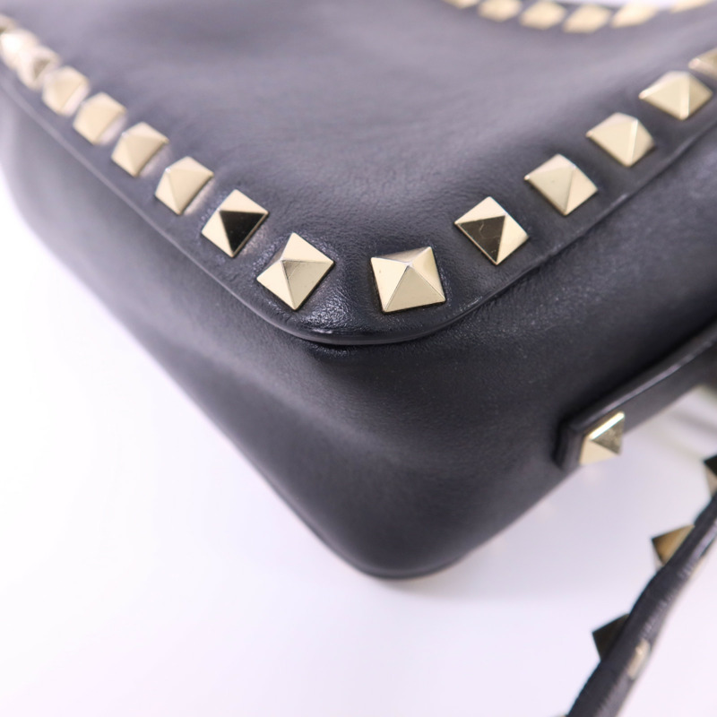 Valentino 牛皮皮革Rockstud Crossbody金扣肩背袋-9