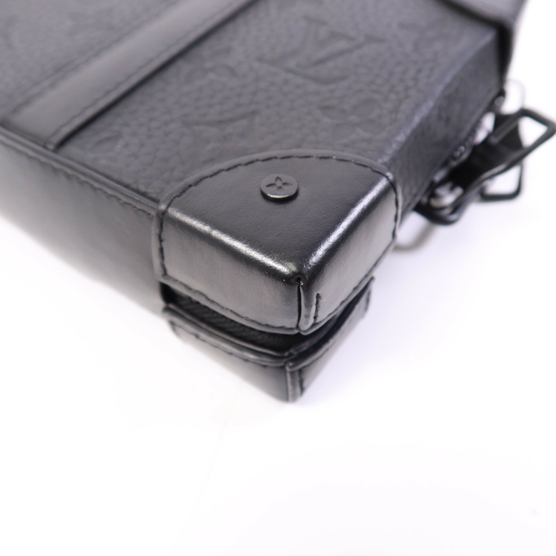 LOUIS VUITTON Monogram Taurillon Soft Trunk肩背袋-6