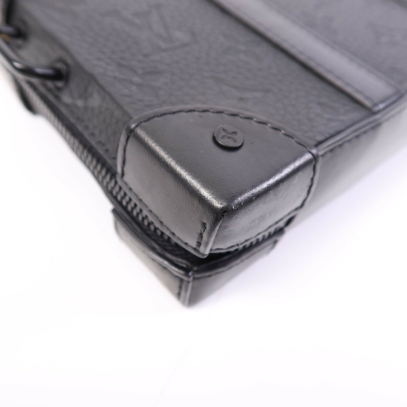 LOUIS VUITTON Monogram Taurillon Soft Trunk肩背袋-7