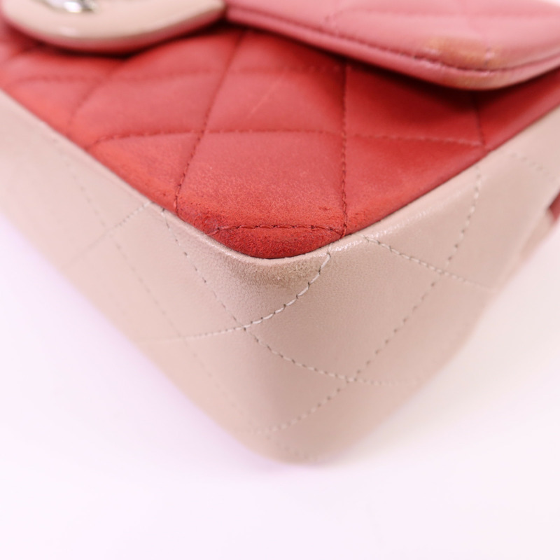 CHANEL 羊皮皮革Classic Flap 20銀扣鏈帶肩背袋-13