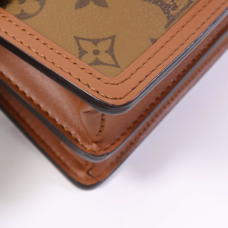 LOUIS VUITTON Monogram Reverse Mini Dauphine金扣肩背袋-8