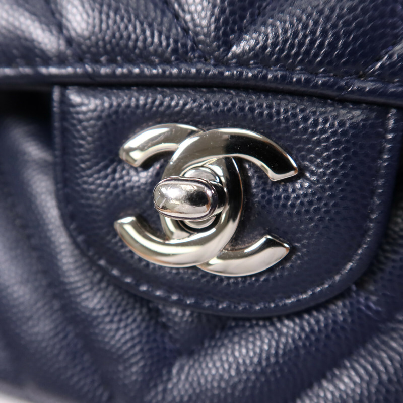 CHANEL 牛皮皮革Classic Flap Chevron銀扣鏈帶肩背袋-11