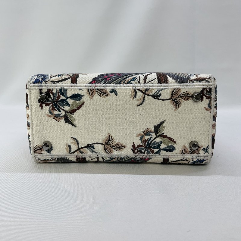 DIOR Lady D-Lite中款刺繡黛妃包-8