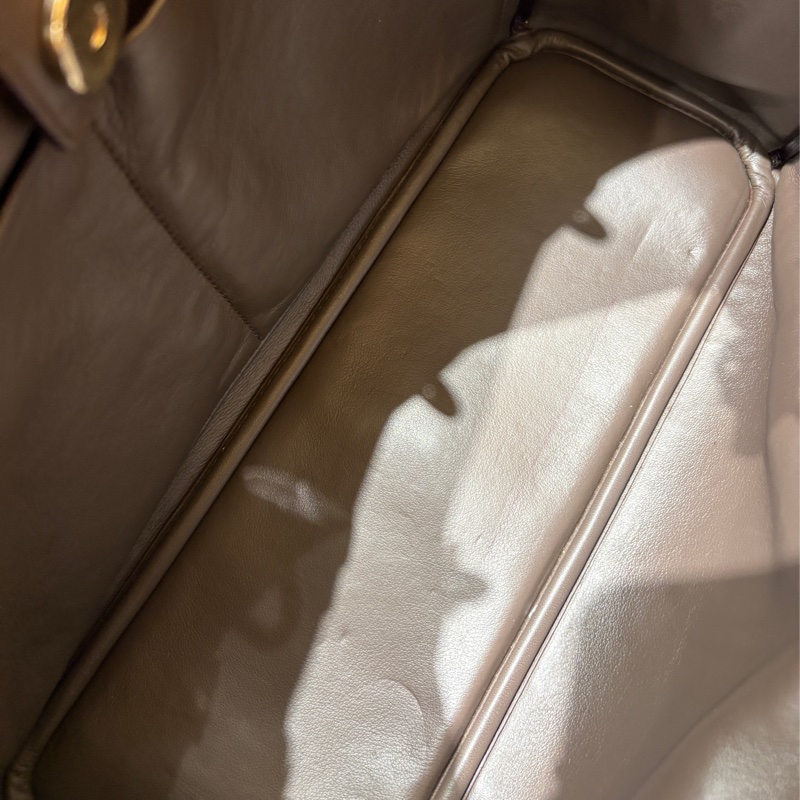 【柔美氣質、輕奢實用】Christian Dior VIP 手提肩挎包|淡粉色荔枝紋牛皮|金屬CD吊飾|附原廠同色手拿包-8