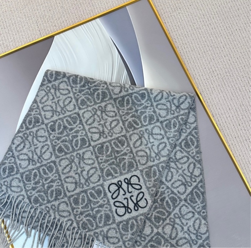 【全❤️】LOEWE Anagram scarf羅意威羊絨羊毛刺繡 圍巾頸巾女款 淺灰色 灰色-2