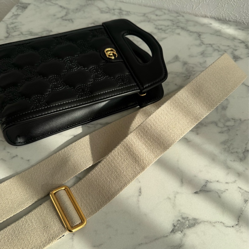 Gucci黑壓紋金雙G直立手提兩用包-26