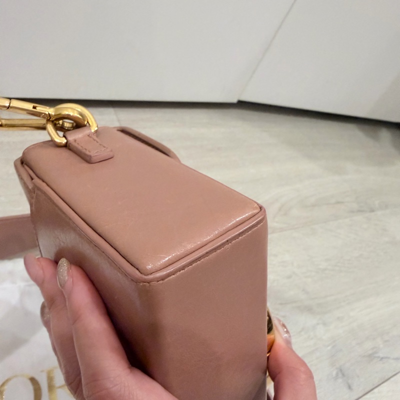 Dior蒙田mini box 肩背包-7