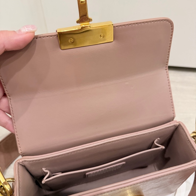 Dior蒙田mini box 肩背包-21