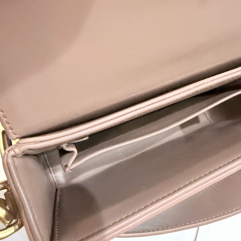 Dior蒙田mini box 肩背包-33