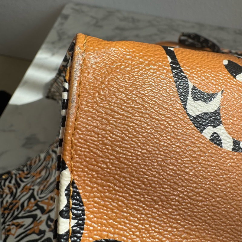 LV M44675豹紋雙面緹花on the go GM-10