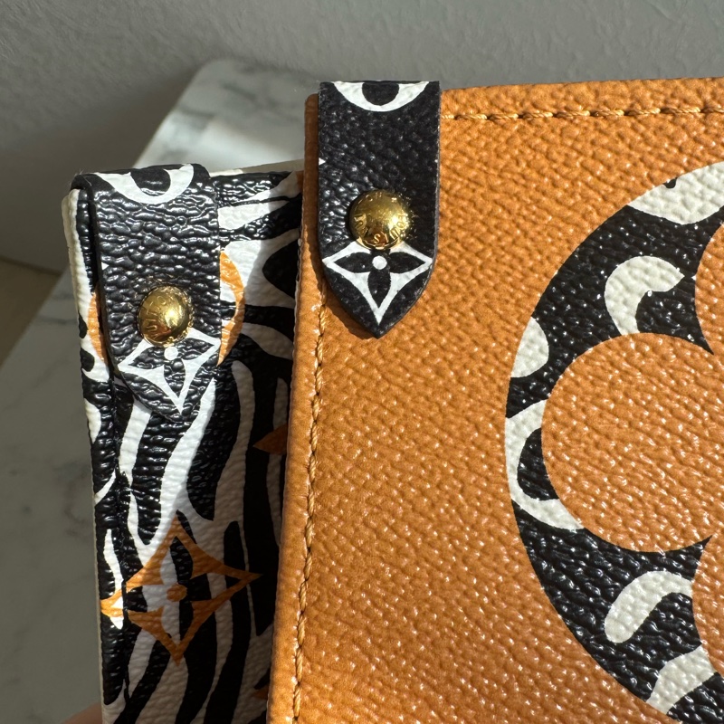 LV M44675豹紋雙面緹花on the go GM-21