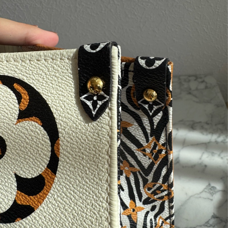 LV M44675豹紋雙面緹花on the go GM-22