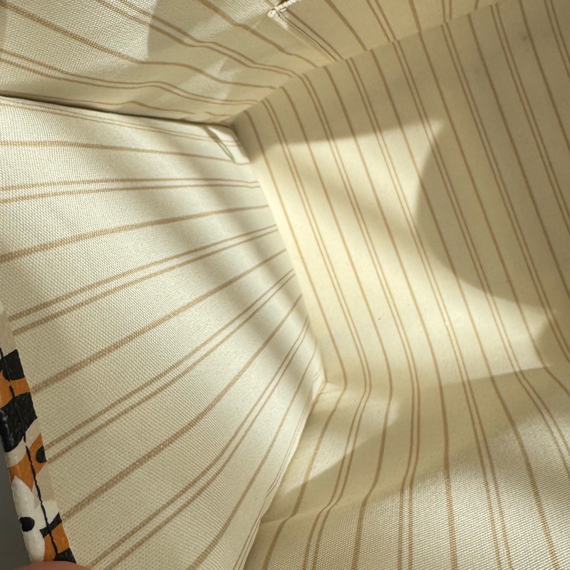 LV M44675豹紋雙面緹花on the go GM-28