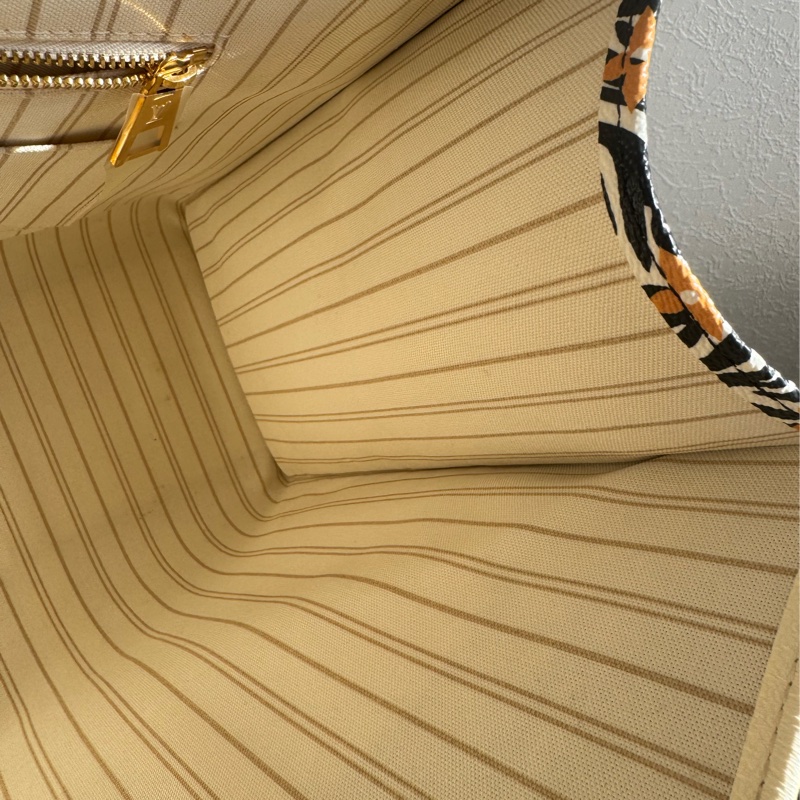 LV M44675豹紋雙面緹花on the go GM-30