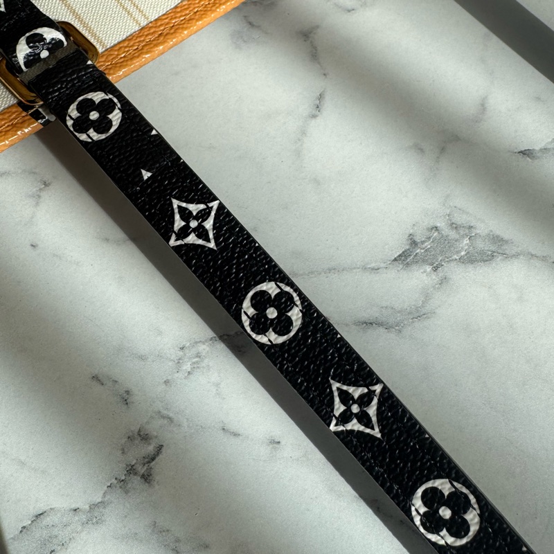 LV M44675豹紋雙面緹花on the go GM-40