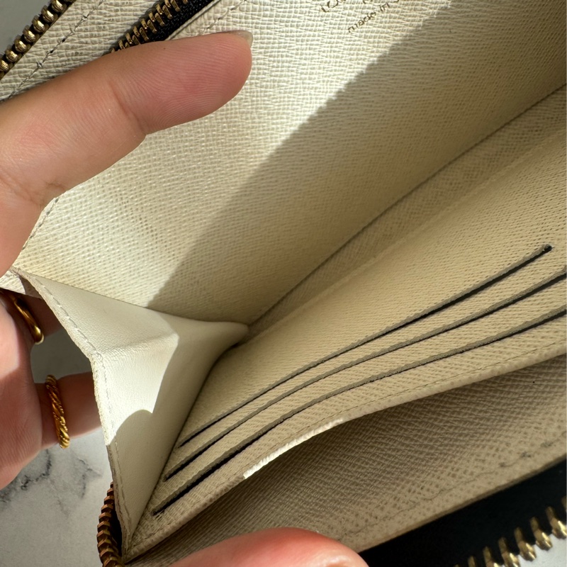 LV M44745豹紋ㄇ拉長夾-18